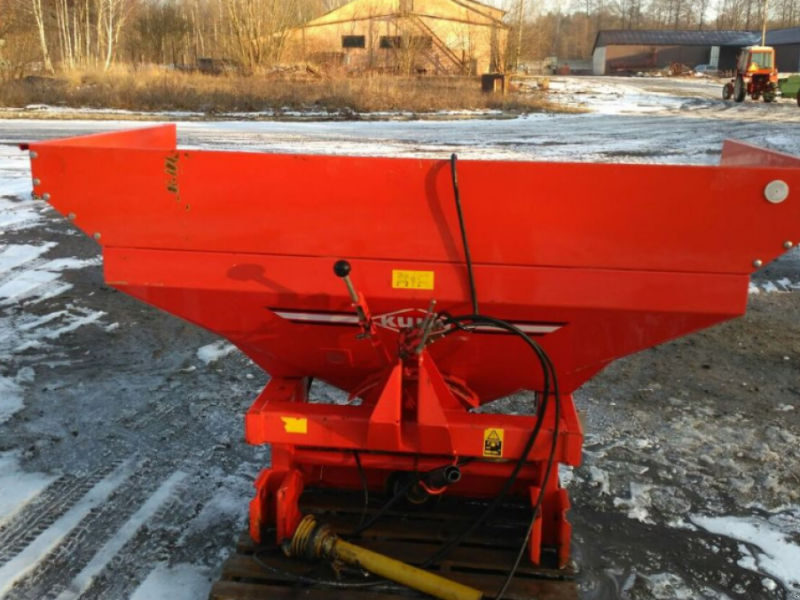 Sandstreuer & Salzstreuer des Typs Nordsten ZSB 900,  in Ковель