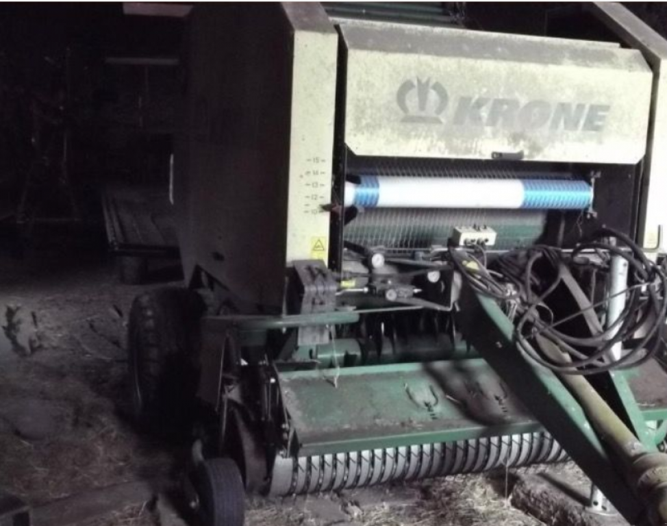 Rundballenpresse des Typs Krone Combi Pack 1500 V MC,  in Струмівка (Bild 2)