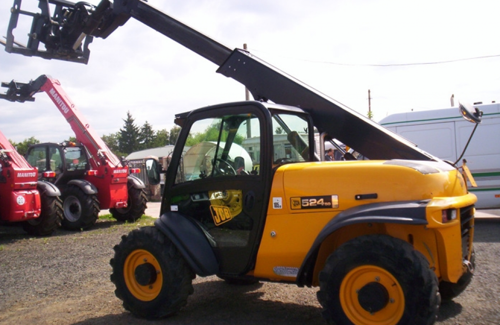 Teleskopstapler des Typs JCB 524-50 4WS,  in Харків (Bild 1)