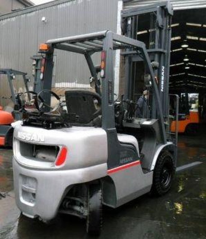 Gabelstapler des Typs Nissan FG 30,  in Харків (Bild 1)