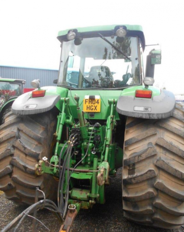 Oldtimer-Traktor des Typs John Deere 8520, Neumaschine in Київ (Bild 2)