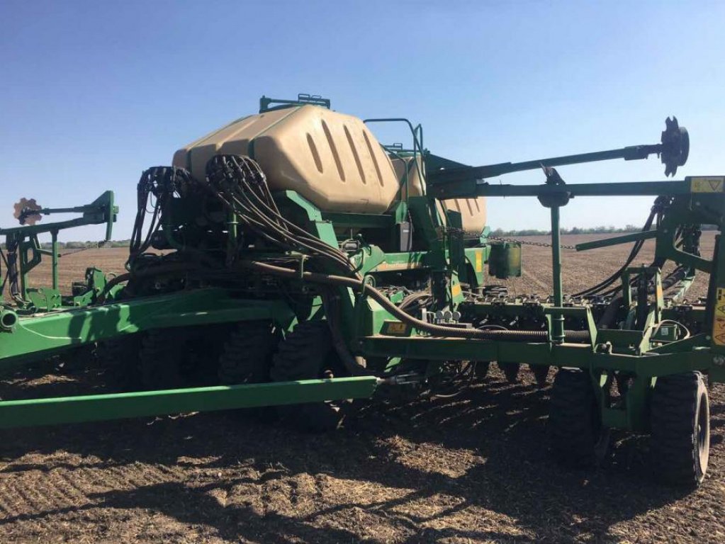 Sämaschine des Typs Great Plains 2220,  in Запоріжжя (Bild 6)