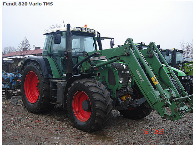 Oldtimer-Traktor des Typs Fendt 820 Vario, Neumaschine in Рівне (Bild 1)