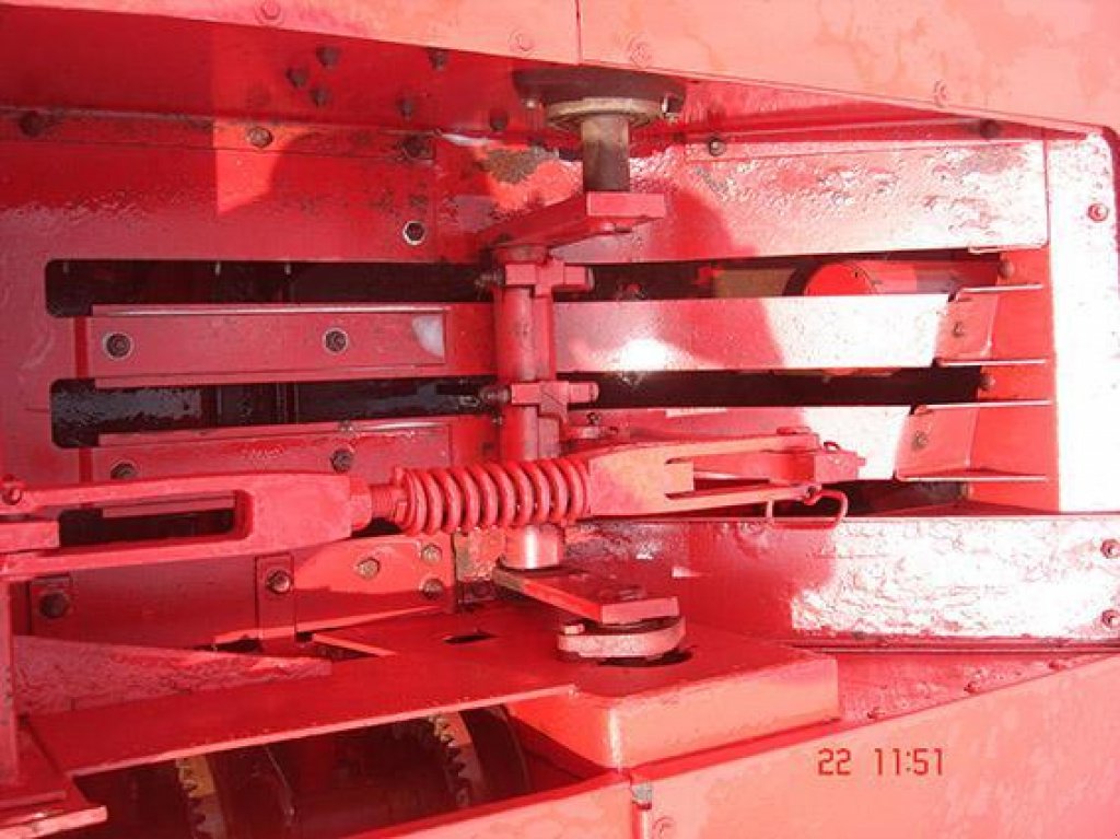Hochdruckpresse des Typs Vicon SP 461,  in Рівне (Bild 8)