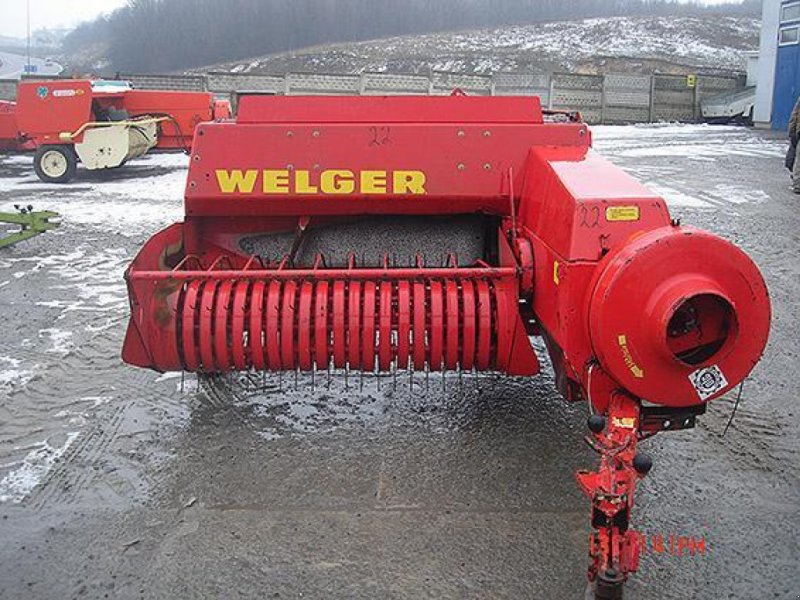 Hochdruckpresse des Typs Welger AP 42,  in Рівне (Bild 1)