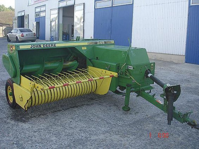 Hochdruckpresse des Typs John Deere 349,  in Рівне (Bild 1)