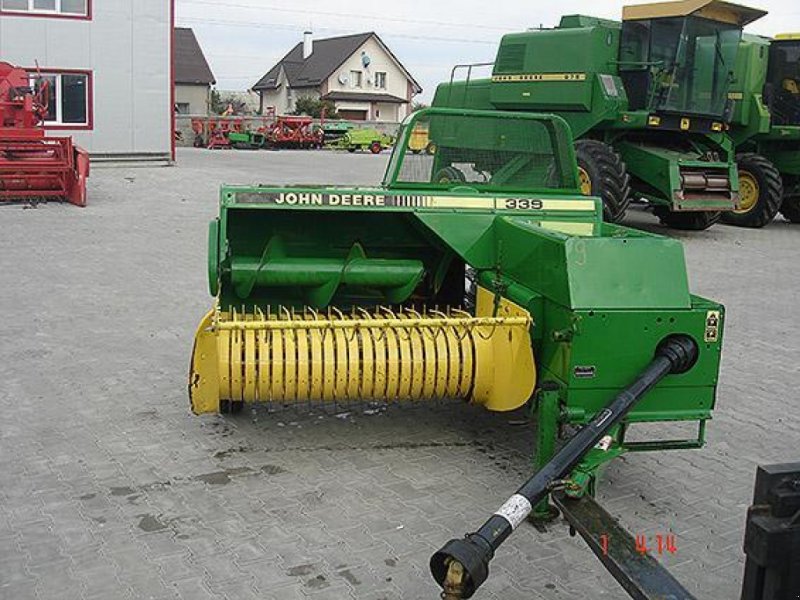 Hochdruckpresse des Typs John Deere 339,  in Рівне (Bild 1)