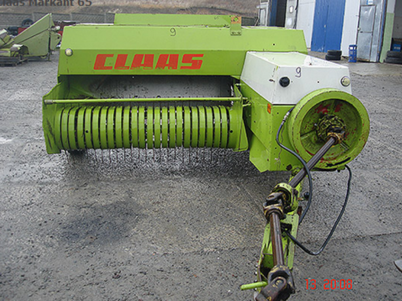 Hochdruckpresse des Typs CLAAS Markant 65,  in Рівне (Bild 1)