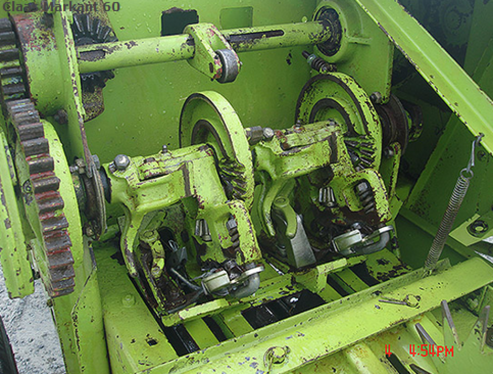 Hochdruckpresse des Typs CLAAS Markant 60,  in Рівне (Bild 5)