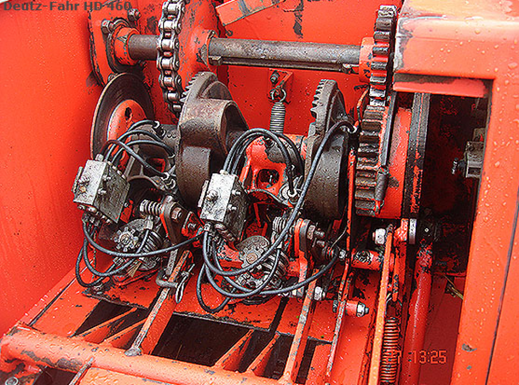 Hochdruckpresse des Typs Same Deutz Fahr HD 460,  in Рівне (Bild 4)