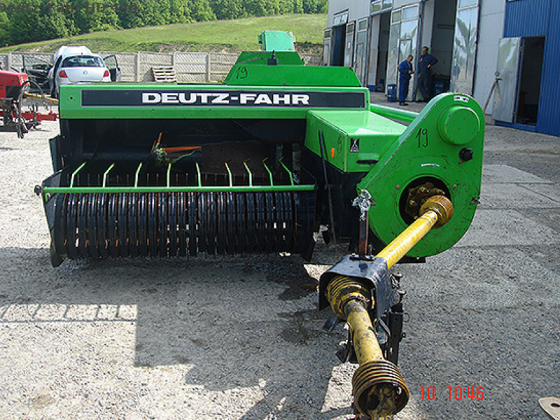 Hochdruckpresse des Typs Same HD 440,  in Рівне (Bild 1)