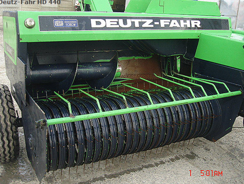 Hochdruckpresse des Typs Same Deutz Fahr HD 440,  in Рівне (Bild 4)