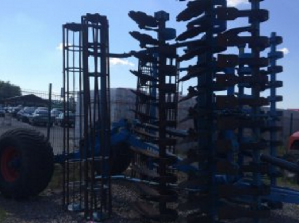 Wiesenegge des Typs Lemken Heliodor 8/600K,  in Київ (Bild 3)