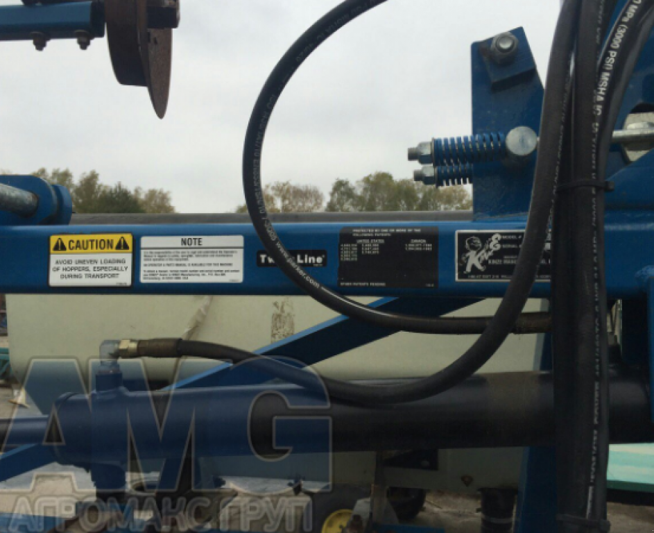 Gareeggenfelder des Typs Kinze 3600,  in Київ (Bild 5)