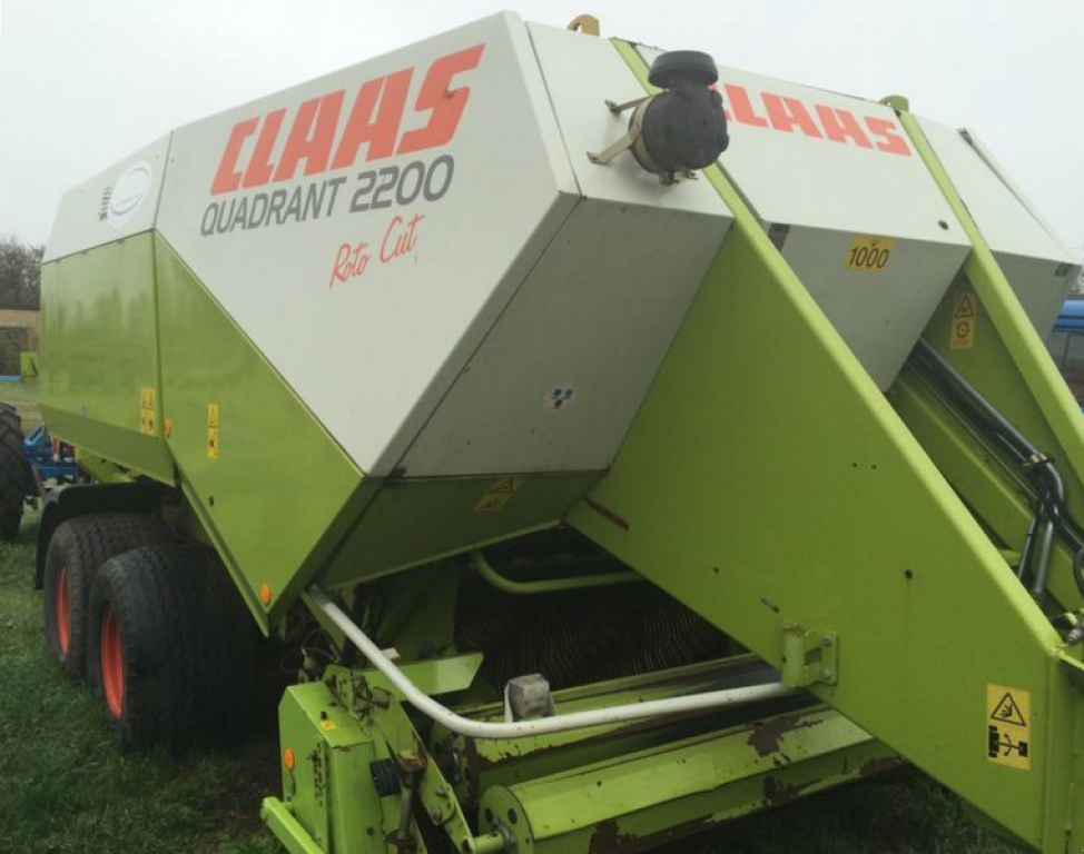 Hochdruckpresse des Typs CLAAS Quadrant 2200 RC,  in Київ (Bild 9)