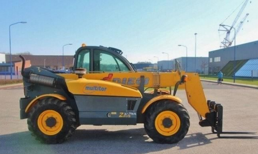 Teleskopstapler des Typs DIECI Zeus 37.7,  in Київ (Bild 1)