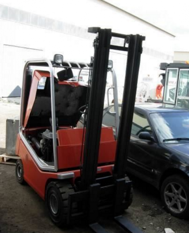 Gabelstapler des Typs BT C4G200,  in Київ (Bild 4)