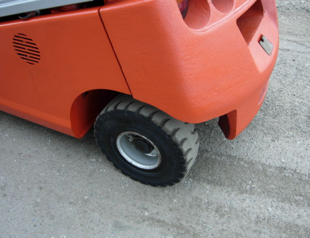 Gabelstapler des Typs BT C4D150D,  in Київ (Bild 10)