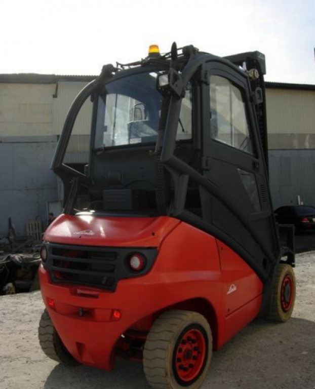 Gabelstapler des Typs Linde H40T,  in Київ (Bild 9)