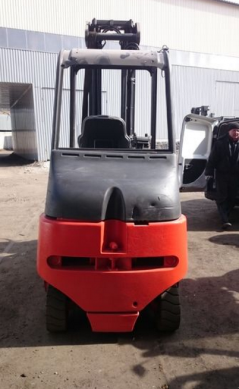 Gabelstapler des Typs Linde E30,  in Київ (Bild 3)