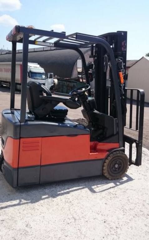 Gabelstapler des Typs Toyota 7FBEF15,  in Київ (Bild 5)