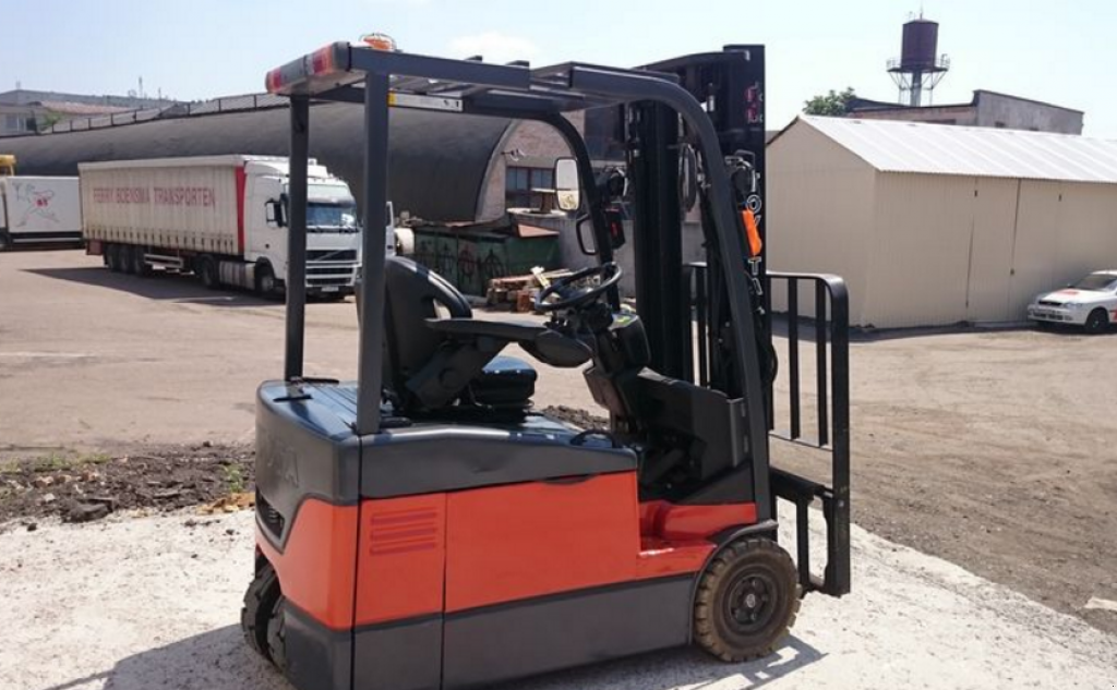 Gabelstapler des Typs Toyota 7FBEF15,  in Київ (Bild 4)