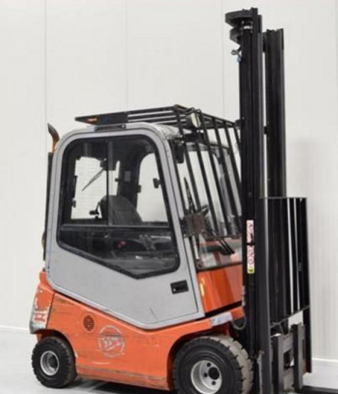 Gabelstapler des Typs BT C4G200Е,  in Київ (Bild 1)