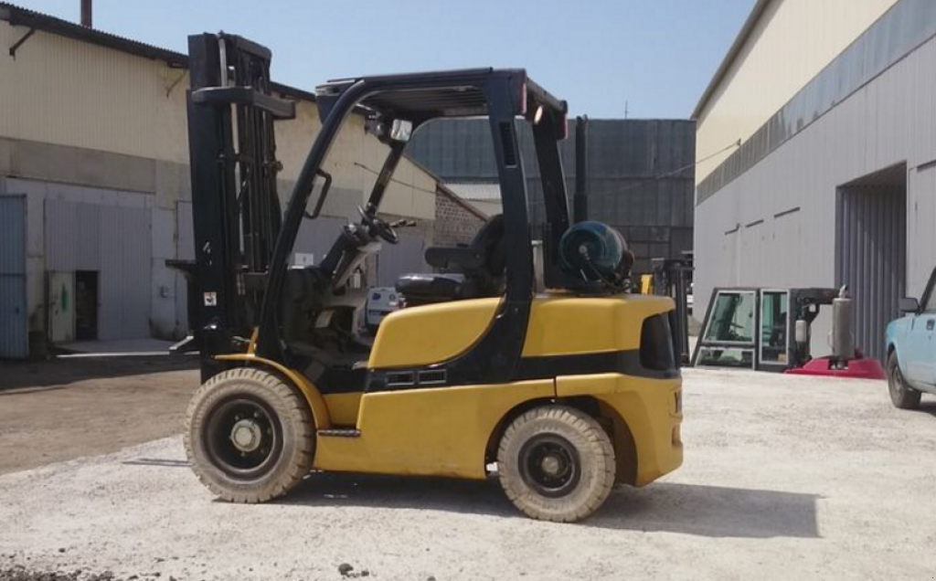 Gabelstapler des Typs Yale GLP30VX,  in Київ (Bild 9)