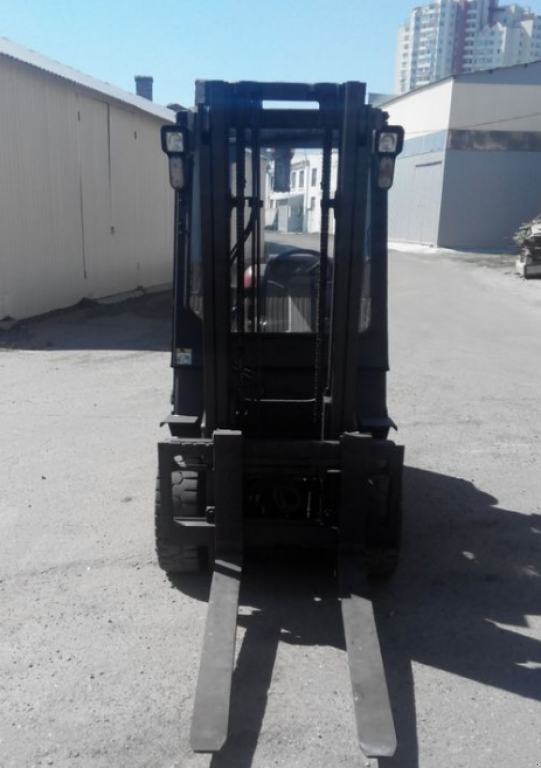 Gabelstapler des Typs Yale GLP30TF,  in Київ (Bild 1)