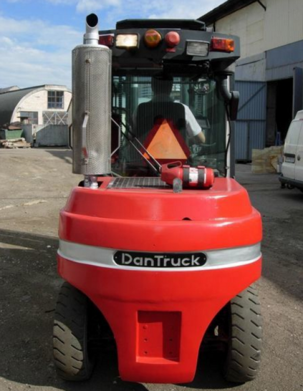 Gabelstapler des Typs Dan Truck 8450-D,  in Київ (Bild 3)