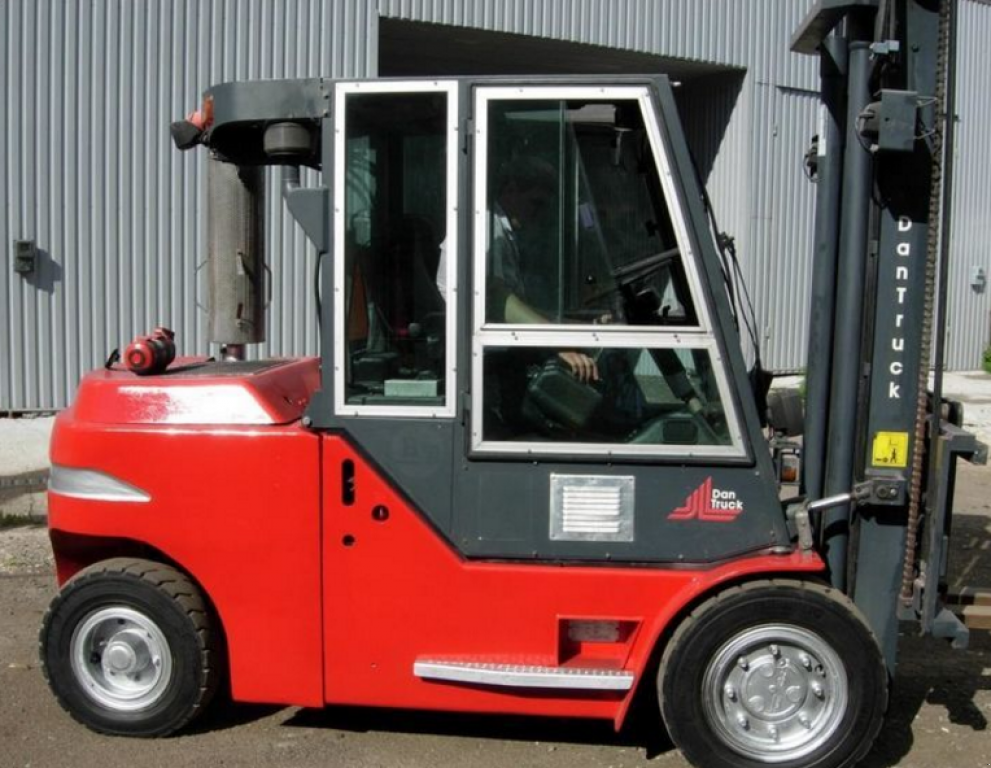 Gabelstapler des Typs Dan Truck 8450-D,  in Київ (Bild 1)
