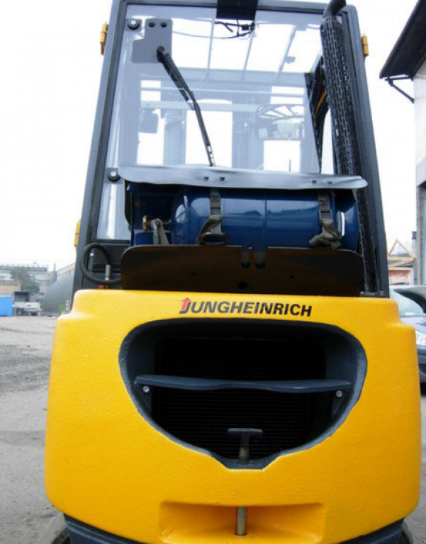 Gabelstapler des Typs Jungheinrich DFG 50 CK,  in Київ (Bild 4)