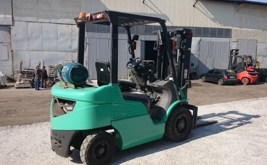 Gabelstapler des Typs Mitsubishi DFG20NT,  in Київ (Bild 8)
