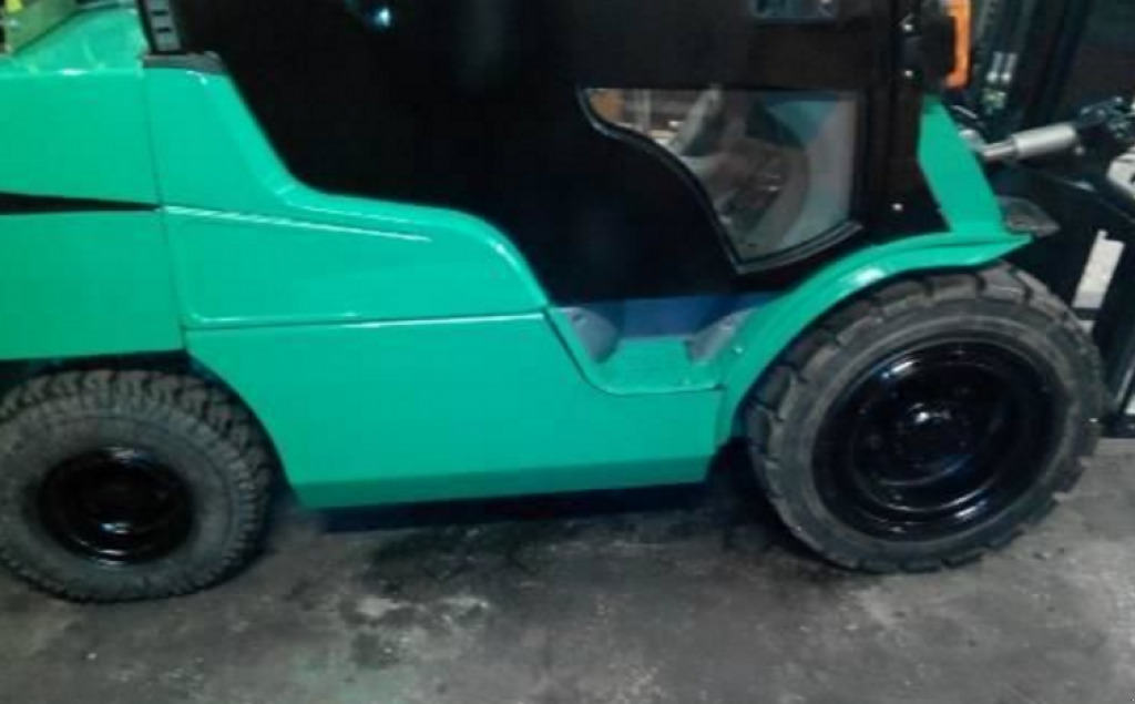 Gabelstapler des Typs Mitsubishi FG35N,  in Київ (Bild 2)