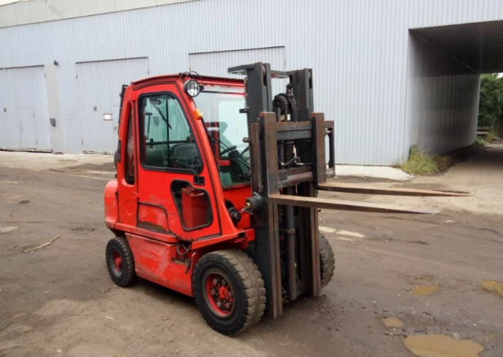 Gabelstapler des Typs Nissan FD 25,  in Київ (Bild 1)