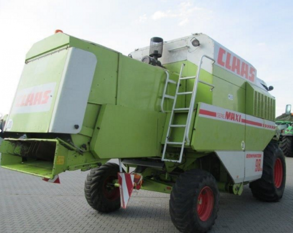 Oldtimer-Mähdrescher des Typs CLAAS Dominator 98 SL, Neumaschine in Чернівці (Bild 4)