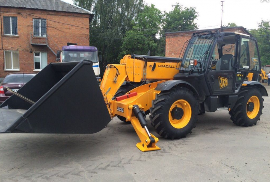 Teleskopstapler des Typs JCB 535-125, Neumaschine in Львів (Bild 13)