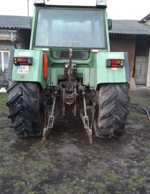 Oldtimer-Traktor des Typs Fendt Farmer 311 LSA,  in Стара Вижівка (Bild 2)