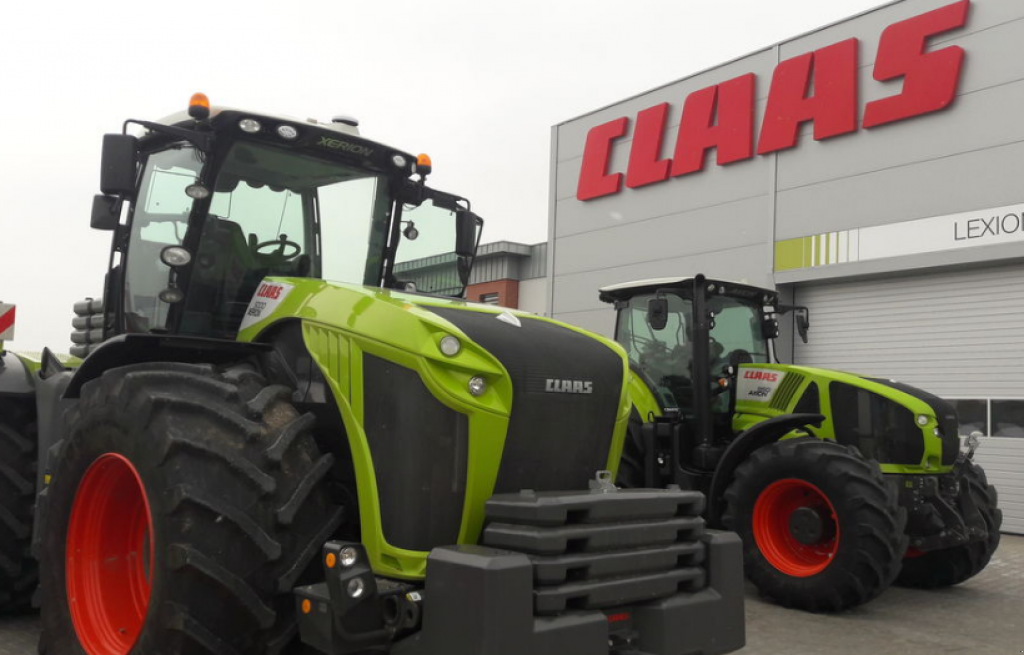 Oldtimer-Traktor des Typs CLAAS Axion 950, Neumaschine in Івано-Франківськ (Bild 3)