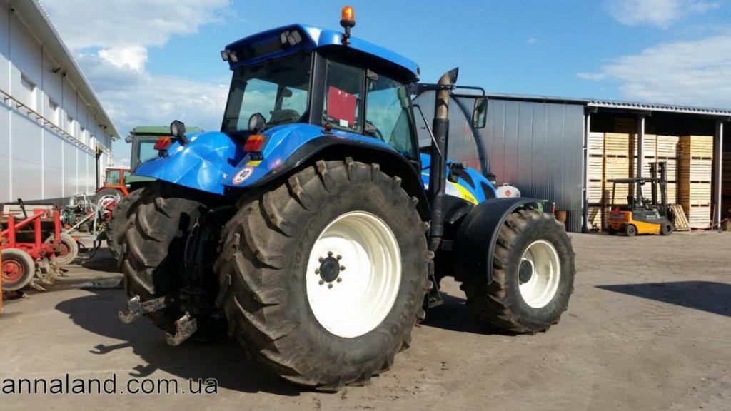 Oldtimer-Traktor des Typs New Holland T7550, Neumaschine in Житомир (Bild 7)