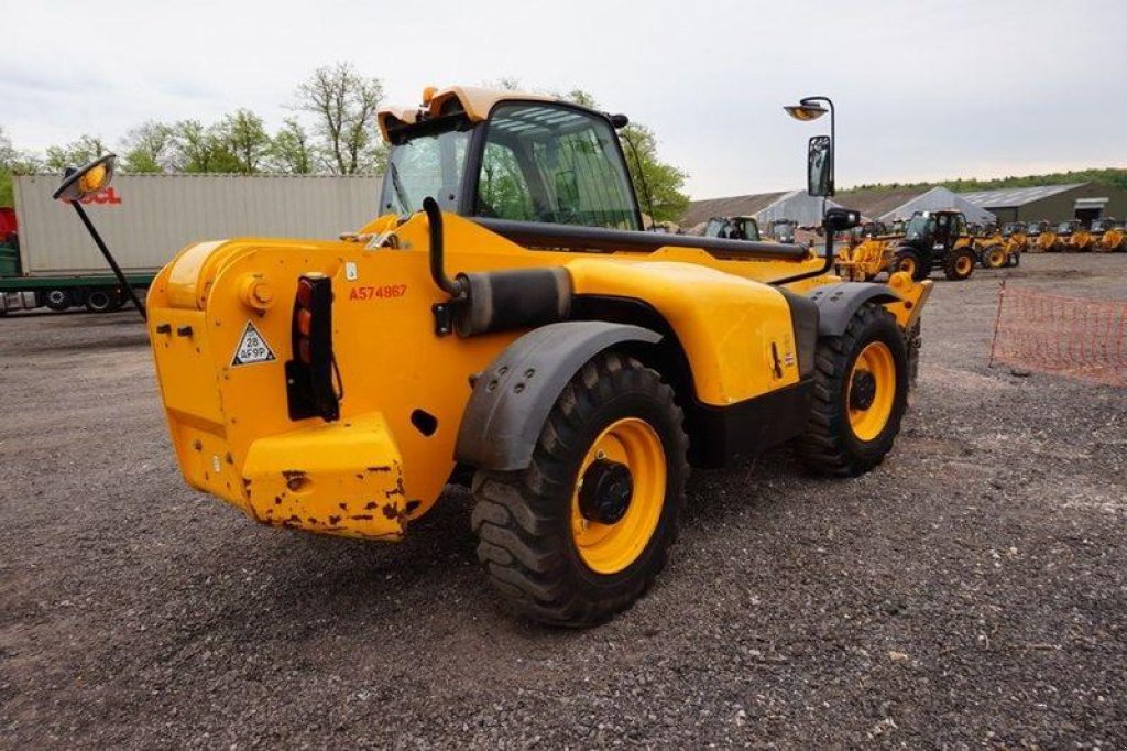 Teleskopstapler des Typs JCB 535-140, Neumaschine in Київ (Bild 4)