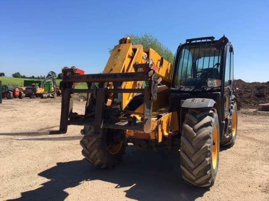 Teleskopstapler des Typs JCB 531-70, Neumaschine in Київ (Bild 4)