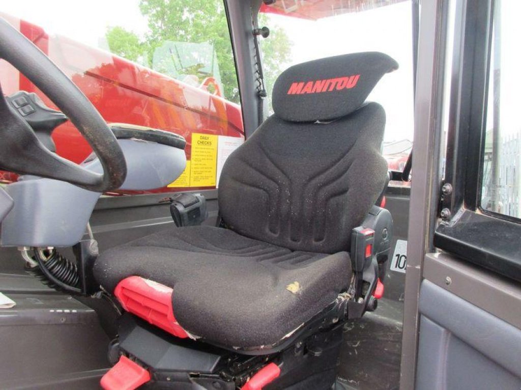 Teleskopstapler des Typs Manitou MLT 845-120,  in Київ (Bild 2)