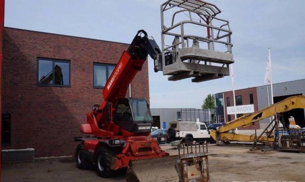 Teleskopstapler des Typs Manitou MRT 1842, Neumaschine in Київ (Bild 2)