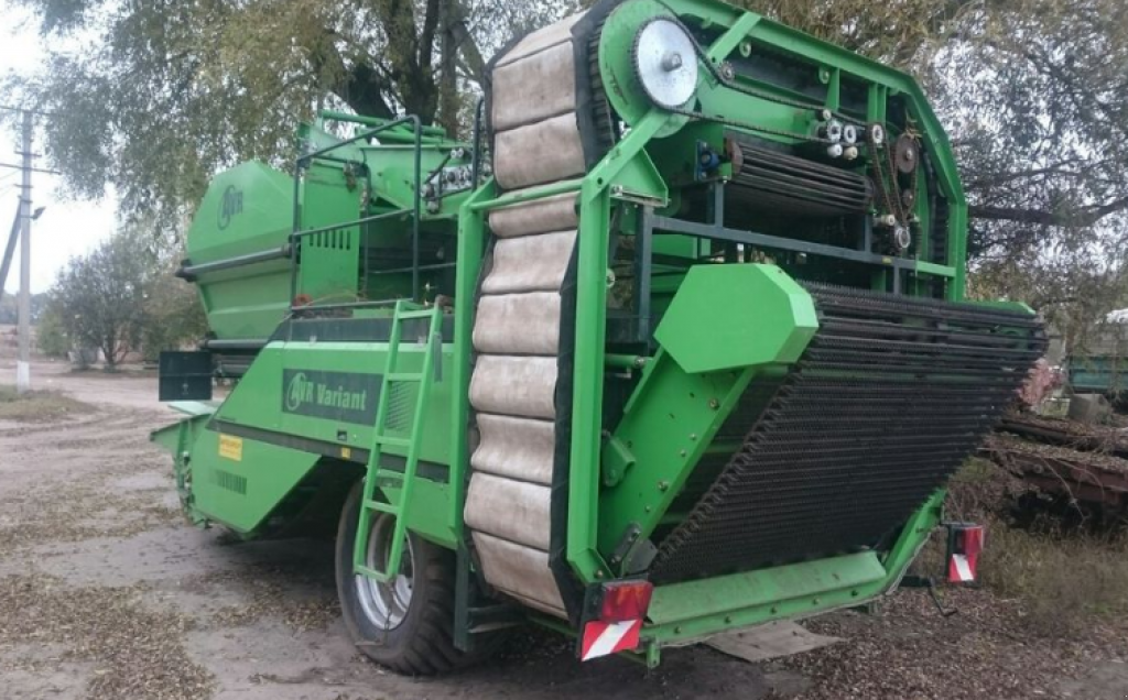 Kartoffelvollernter des Typs AVR Variant,  in Черкаси (Bild 3)