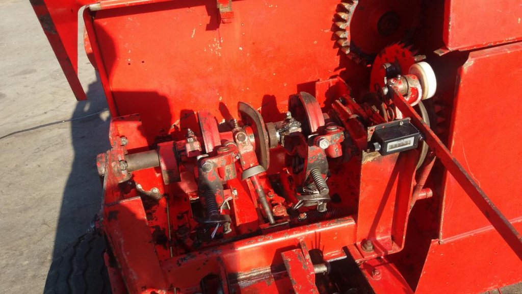 Hochdruckpresse des Typs Welger AP 61,  in Старокостянтинів (Bild 3)