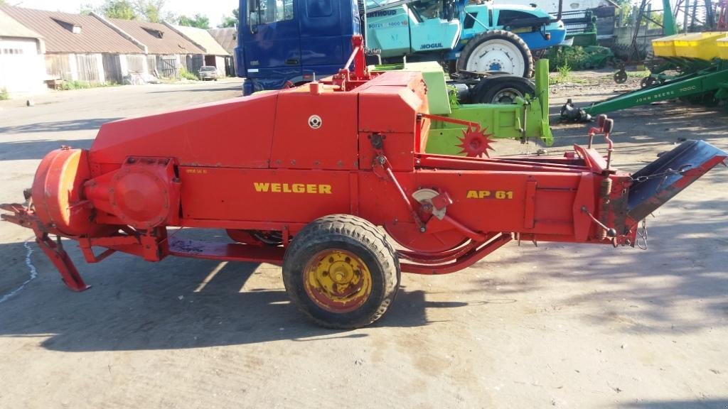 Hochdruckpresse des Typs Welger AP 61,  in Старокостянтинів (Bild 1)