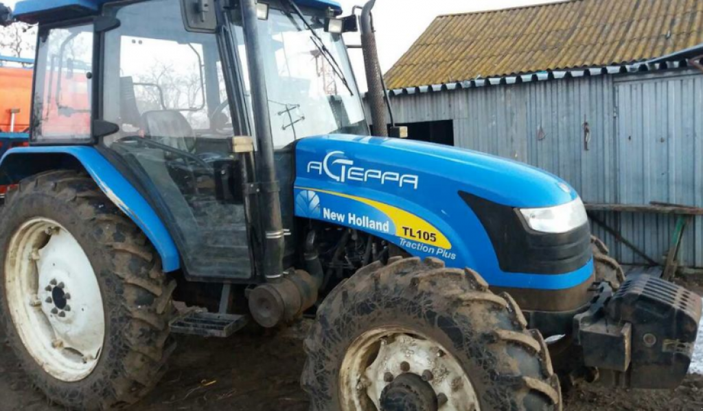 Oldtimer-Traktor des Typs New Holland TL105, Neumaschine in Миколаїв (Bild 1)