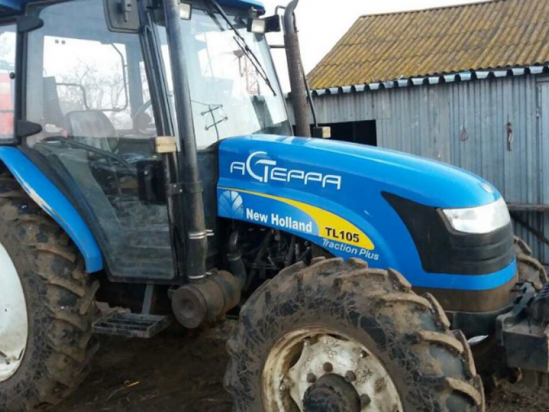 Oldtimer-Traktor des Typs New Holland TL105, Neumaschine in Миколаїв