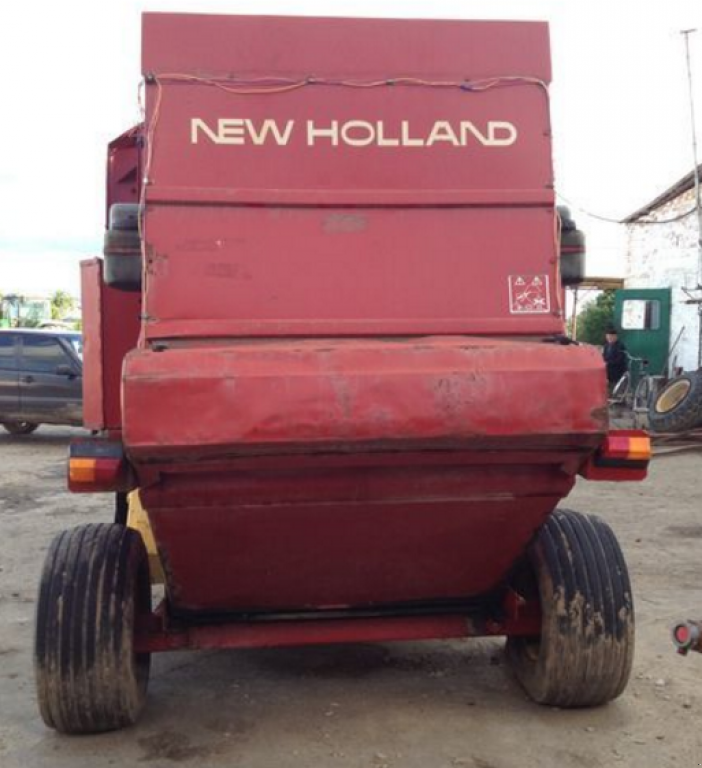 Rundballenpresse des Typs New Holland 865,  in Хмельницький (Bild 1)